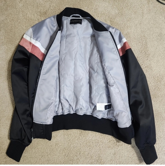 Express Bomber Jacket Satin Silky Quilted Women's Small Y2K Black Gray EUC Retro - Picture 4 of 10